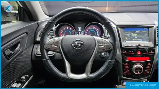 KGM - SSANGYONG TIVOLI LX 2WD