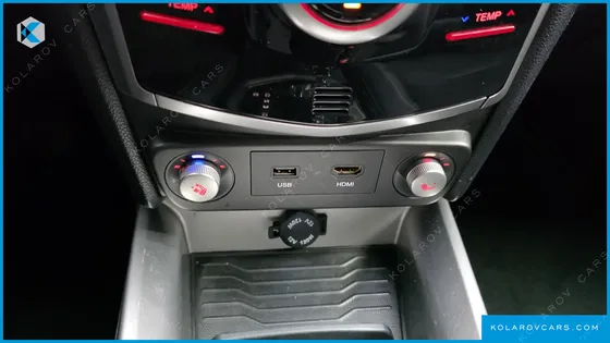KGM - SSANGYONG TIVOLI LX 2WD