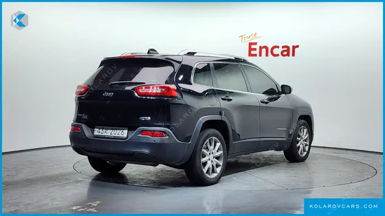 JEEP CHEROKEE 2.4 LONGITUDE HIGH AWD