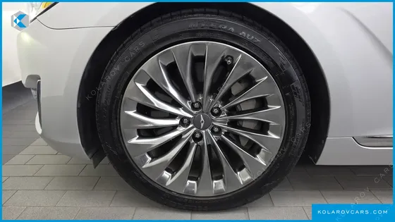 GENESIS EQ900 3.8 GDI AWD