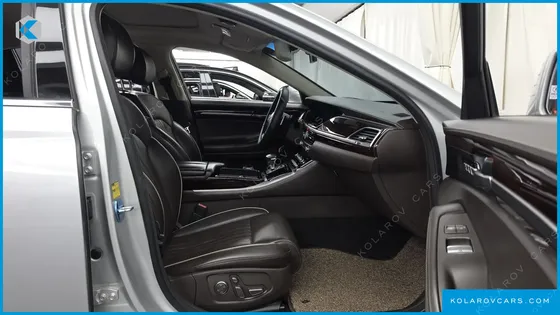 GENESIS EQ900 3.8 GDI AWD