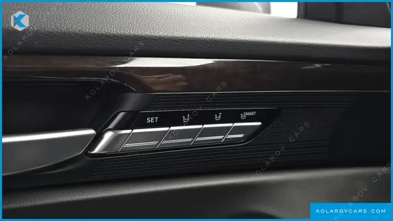GENESIS EQ900 3.8 GDI AWD