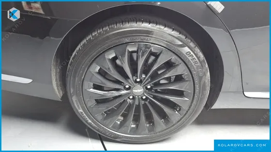 GENESIS EQ900 5.0 GDI AWD