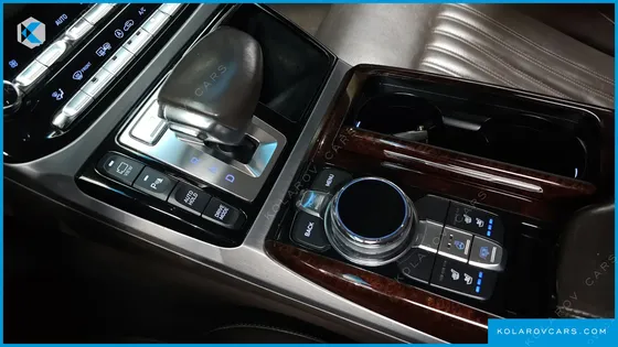 GENESIS EQ900 5.0 GDI AWD