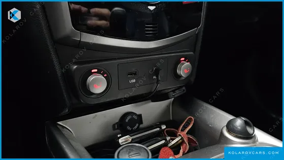 KGM - SSANGYONG TIVOLI VX 2WD