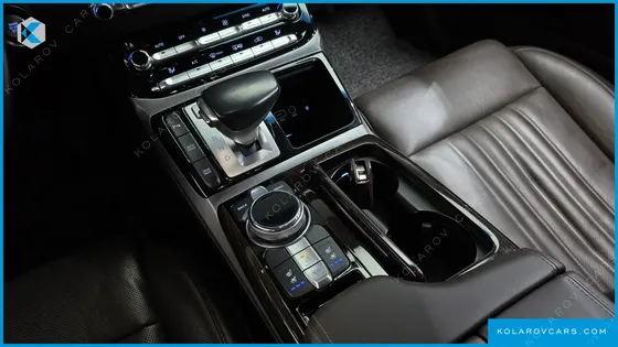 GENESIS EQ900 3.8 GDI AWD