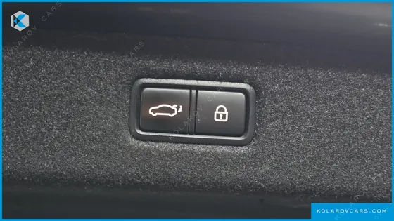 GENESIS EQ900 3.8 GDI AWD