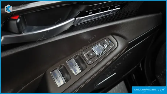 GENESIS EQ900 3.8 GDI AWD