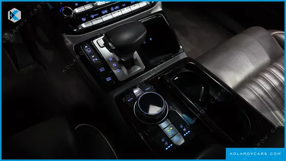 GENESIS EQ900 5.0 GDI AWD