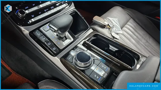 GENESIS EQ900 3.8 GDI AWD