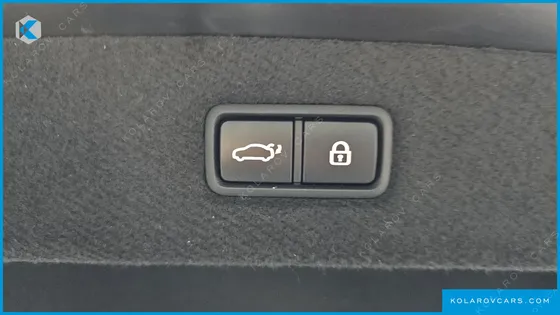 GENESIS EQ900 3.8 GDI AWD