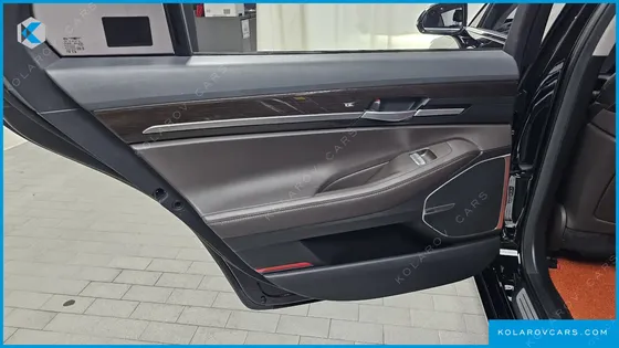 GENESIS EQ900 3.8 GDI AWD