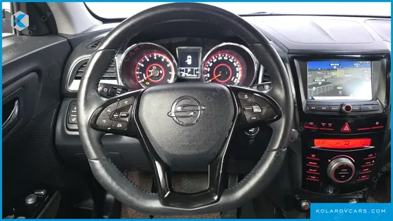 KGM - SSANGYONG TIVOLI LX 4WD