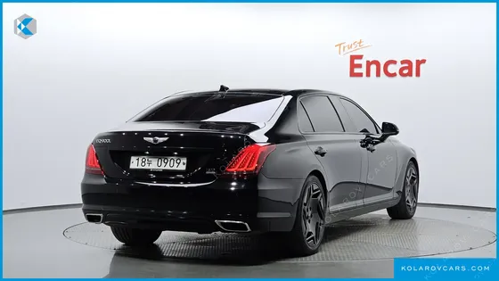 GENESIS EQ900 5.0 GDI AWD LIMOUSINE