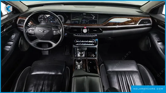 GENESIS EQ900 5.0 GDI AWD LIMOUSINE