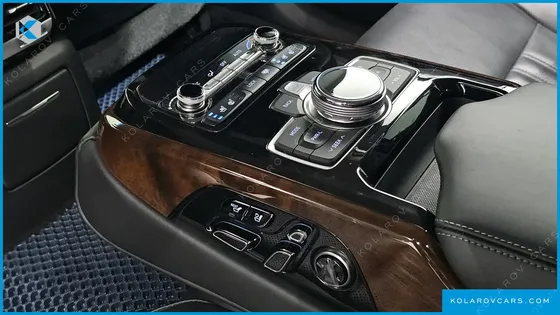 GENESIS EQ900 5.0 GDI AWD
