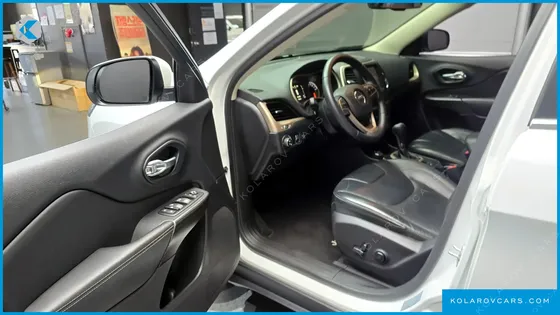 JEEP CHEROKEE 2.2 DIESEL LONGITUDE AWD