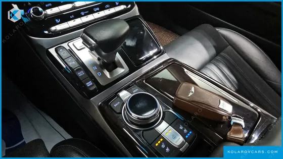 GENESIS EQ900 3.8 GDI AWD