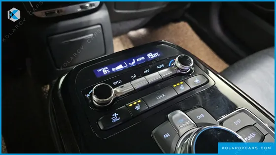 GENESIS EQ900 3.8 GDI AWD
