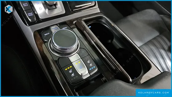 GENESIS EQ900 3.8 GDI AWD