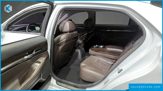 GENESIS EQ900 3.8 GDI AWD