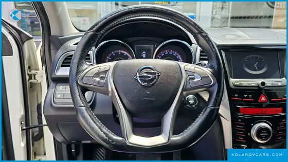 KGM - SSANGYONG TIVOLI LX 2WD