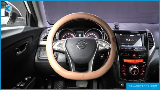 KGM - SSANGYONG TIVOLI LX 2WD