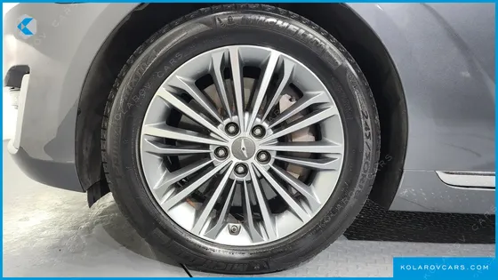 GENESIS EQ900 3.8 GDI AWD