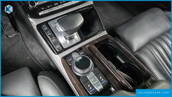 GENESIS EQ900 3.8 GDI AWD