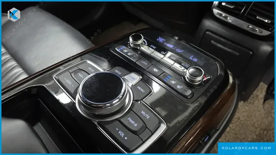 GENESIS EQ900 5.0 GDI AWD