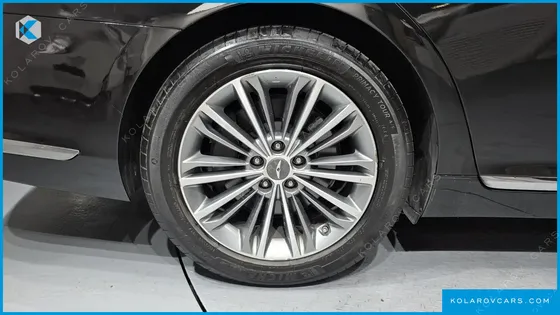 GENESIS EQ900 3.8 GDI AWD