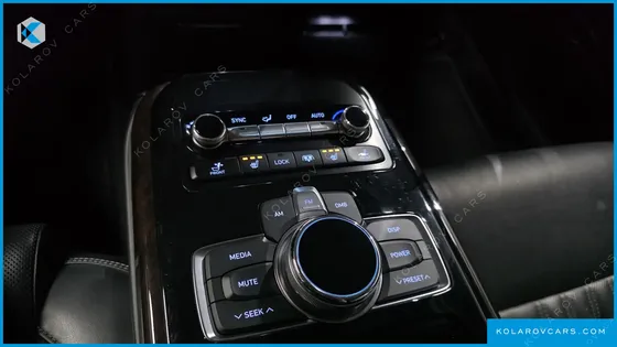 GENESIS EQ900 3.8 GDI AWD