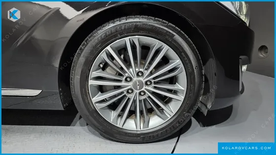GENESIS EQ900 3.8 GDI AWD