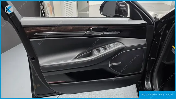 GENESIS EQ900 3.8 GDI AWD