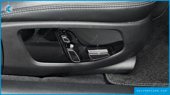GENESIS EQ900 3.8 GDI AWD