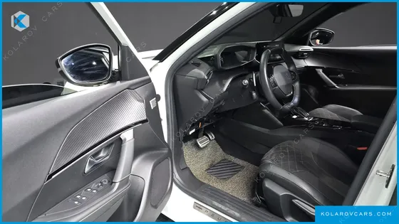PEUGEOT 2008 1.5 BLUEHDI GT LINE