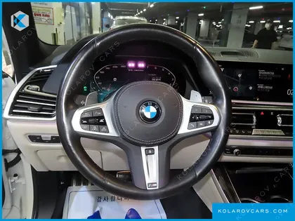 BMW X5 M50I