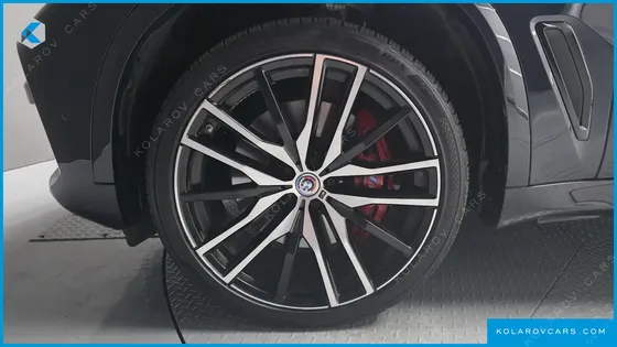 BMW X5 M50I