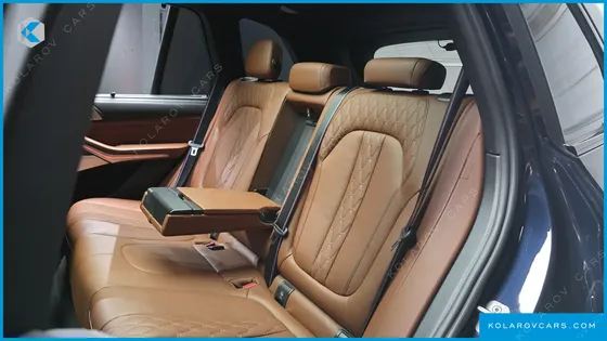 BMW X5 M50I