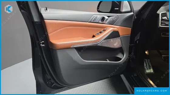 BMW X5 M50I