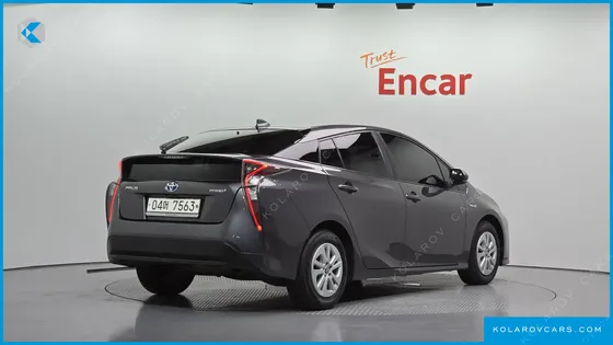 TOYOTA PRIUS 1.8 E