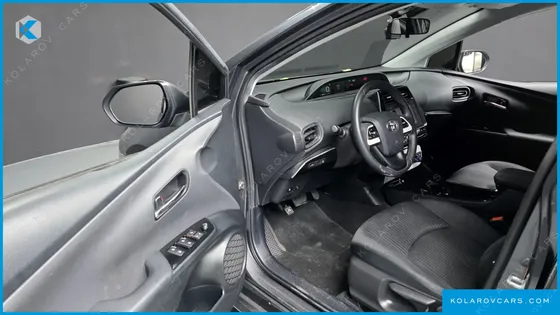 TOYOTA PRIUS 1.8 E