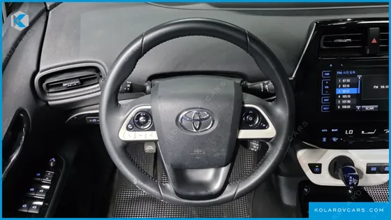 TOYOTA PRIUS 1.8 E