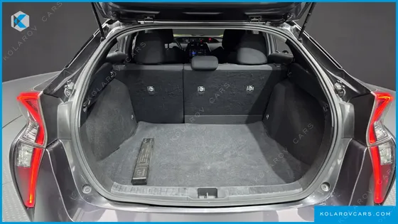 TOYOTA PRIUS 1.8 E