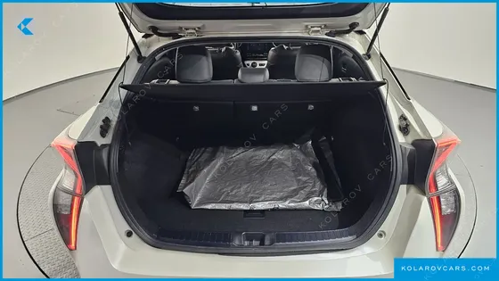 TOYOTA PRIUS 1.8 E