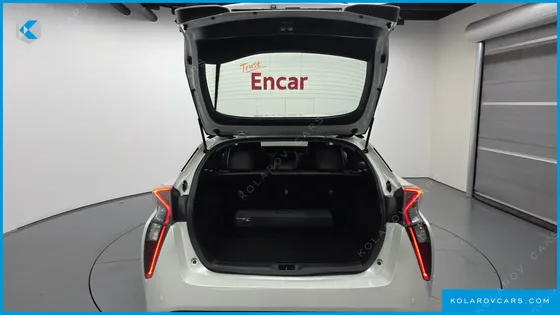 TOYOTA PRIUS 1.8 E