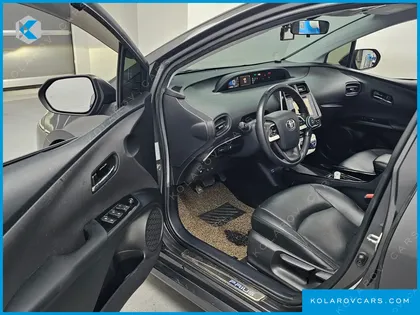 TOYOTA PRIUS 1.8 E