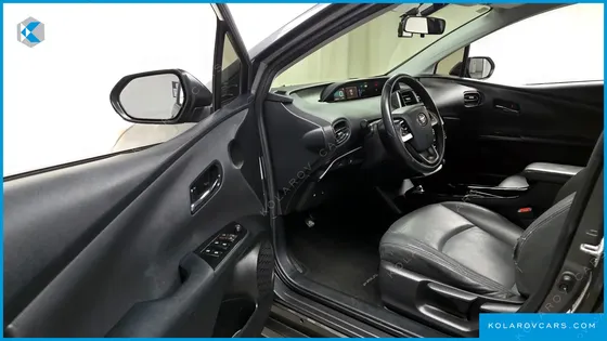 TOYOTA PRIUS 1.8 E