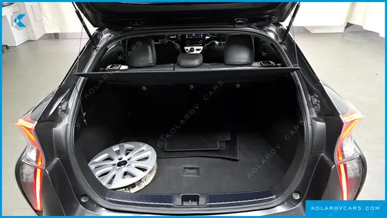 TOYOTA PRIUS 1.8 E