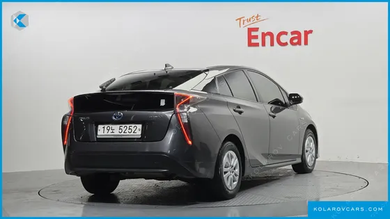TOYOTA PRIUS 1.8 E